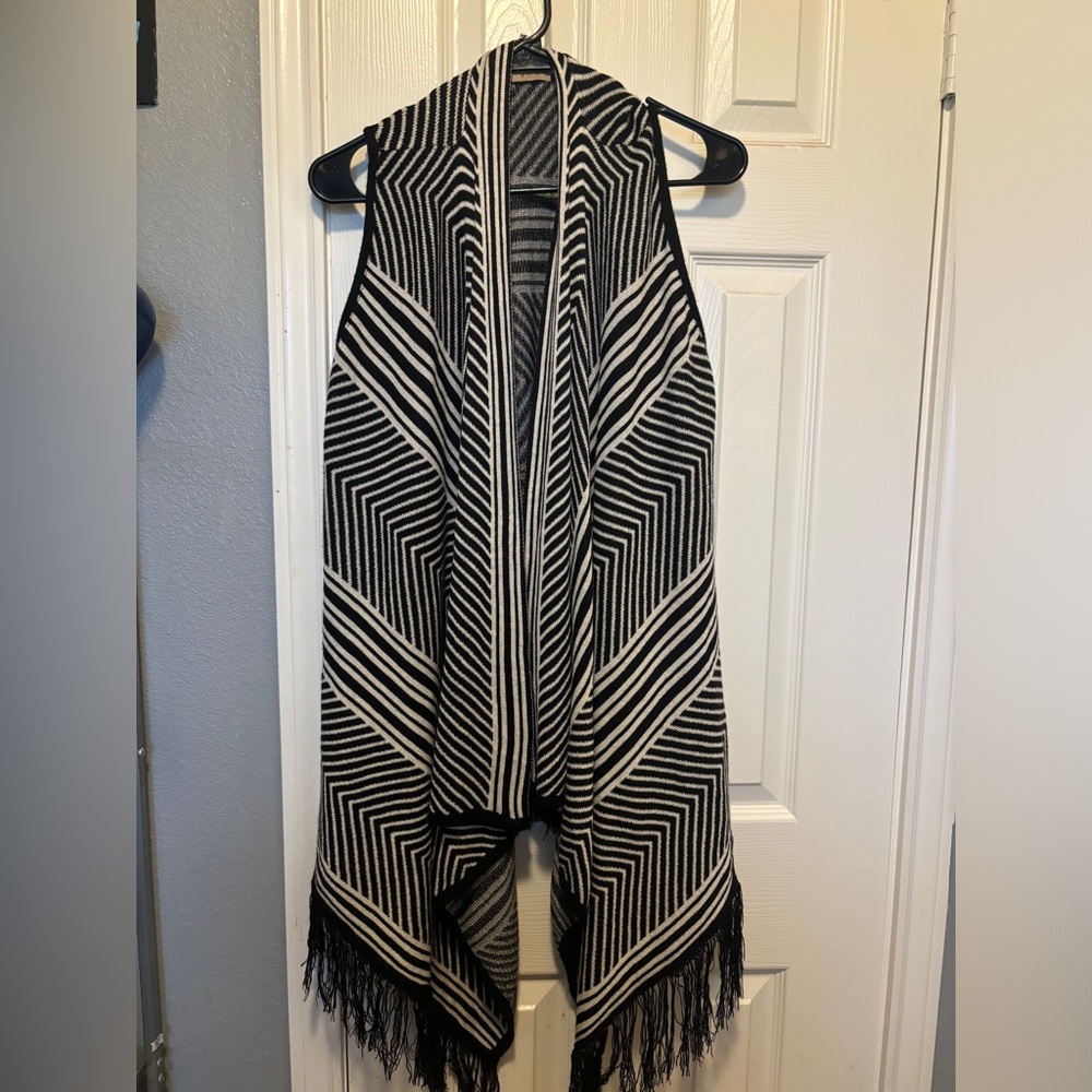 Women's Abstract Western Fringe Cardigan sz M